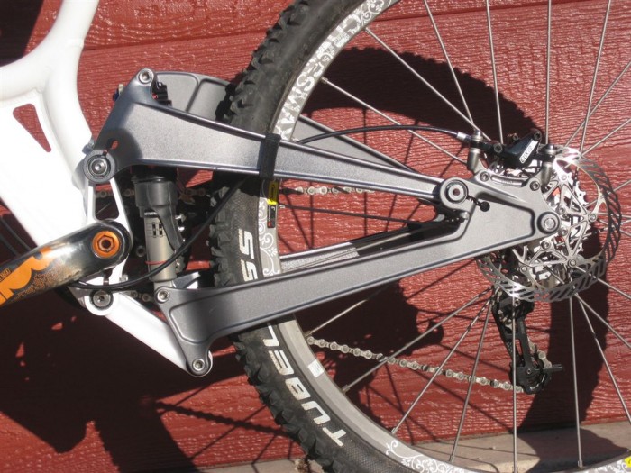 Solstice Suspension Frame Detail